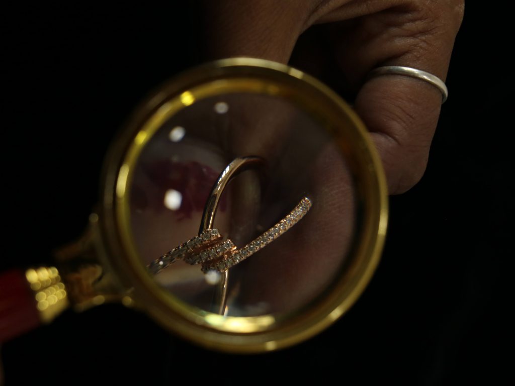 Quality Checking of Silver Jewellery Aditi Ornaments